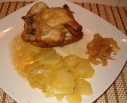 picantones-asados-con-salsa-de-vino-dulce