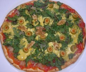 Pizza de espinacas con salmóm