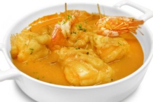 Rape en blanco con langostinos