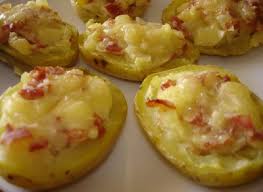 Patatas rellenas de salmón