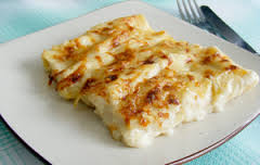 Canelones de puerros relleno de espinacas y gambas