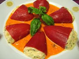 Pimientos Rojos Rellenos de Pescado