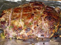 Roast beef al horno con ciruelas