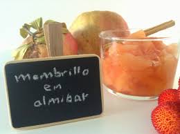 Bolitas de membrillo en almíbar