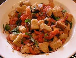 “Panzanella” (pan con tomate) zona Abruzzo