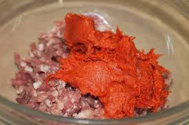 Pastel frio de carne con sobrasada