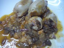 Chipirones rellenos de setas