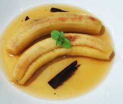 Plátanos asados al ron