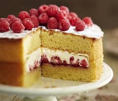 Bizcocho relleno de frutas