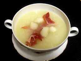 Crema de melón con jamón
