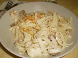 Tallarines con bechamel