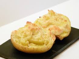 Patatas asadas con Roquefort