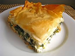 Sapanakopitta (Pastel de espinacas con salsa bechamel en masa phyllo)
