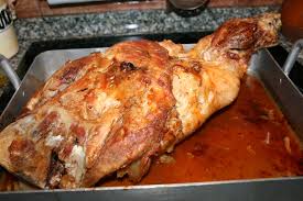 Paleta de lechón asado