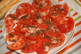 Tomate con anchoas