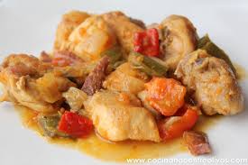 Pollo al chilindrón