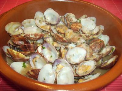 Almejas al punto de sidra