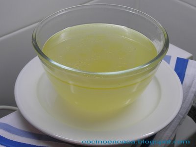 Caldo de pollo