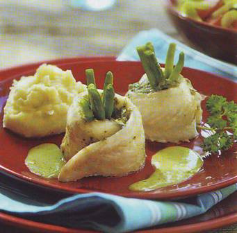 Rollitos de lenguado al pesto