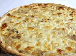 Pizza de cebolla y queso