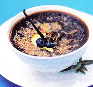 Crema quemada con arándanos