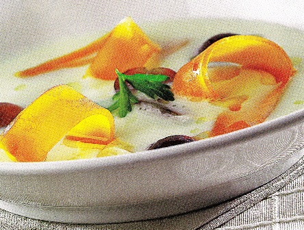 Ajoblanco con huevos de maruca