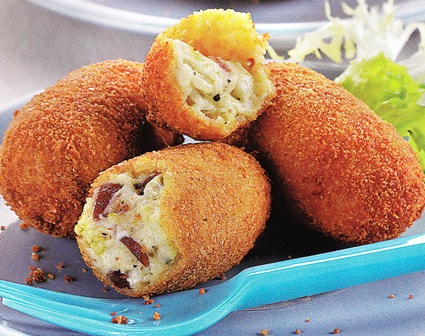 Croquetas con pesto y jamón