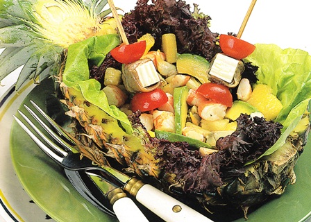 Piña rellena