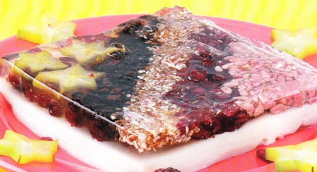 Mosaico de arándanos, piñones y pasas