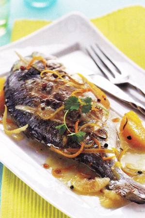 Dorada al horno con cítricos