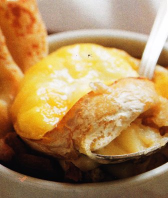 Tartiflette de queso camembert