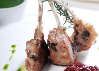 Costillas de cordero y risotto de setas