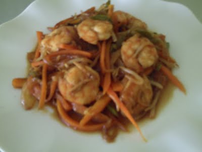 Chop suey de gambas