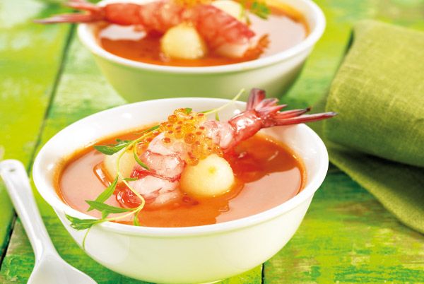 Sopa de gambas con bolas de melón