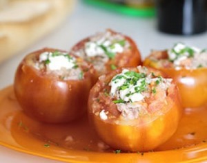 Tomates rellenos fríos