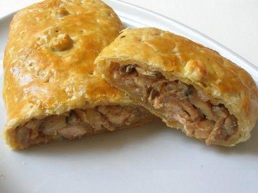 Rollitos de hojaldre con pechuga y verduras