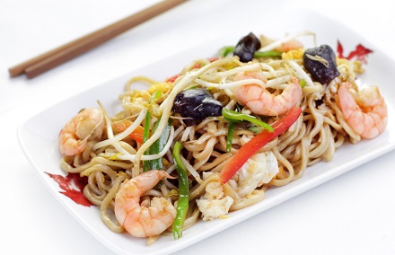 Fideos de arroz con verduras